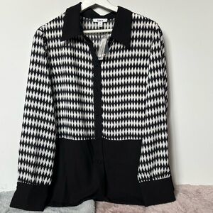 Bar III black white harlequin diamond long sleeve button up top